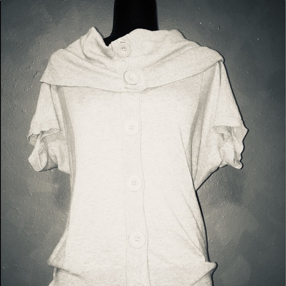 Super cute ss sweater - Picture 5 of 7